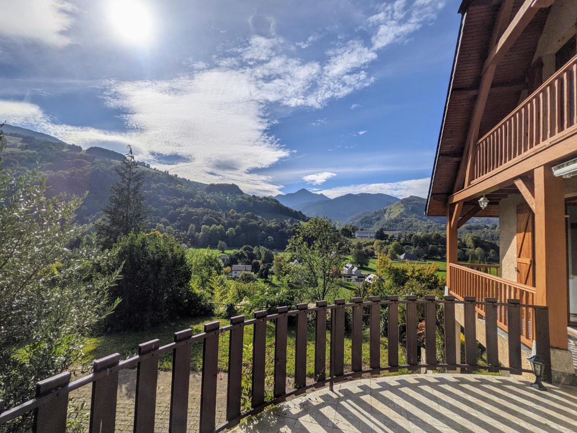 La Bigourdane Grand Gite Confortable & Spa Campan Dış mekan fotoğraf