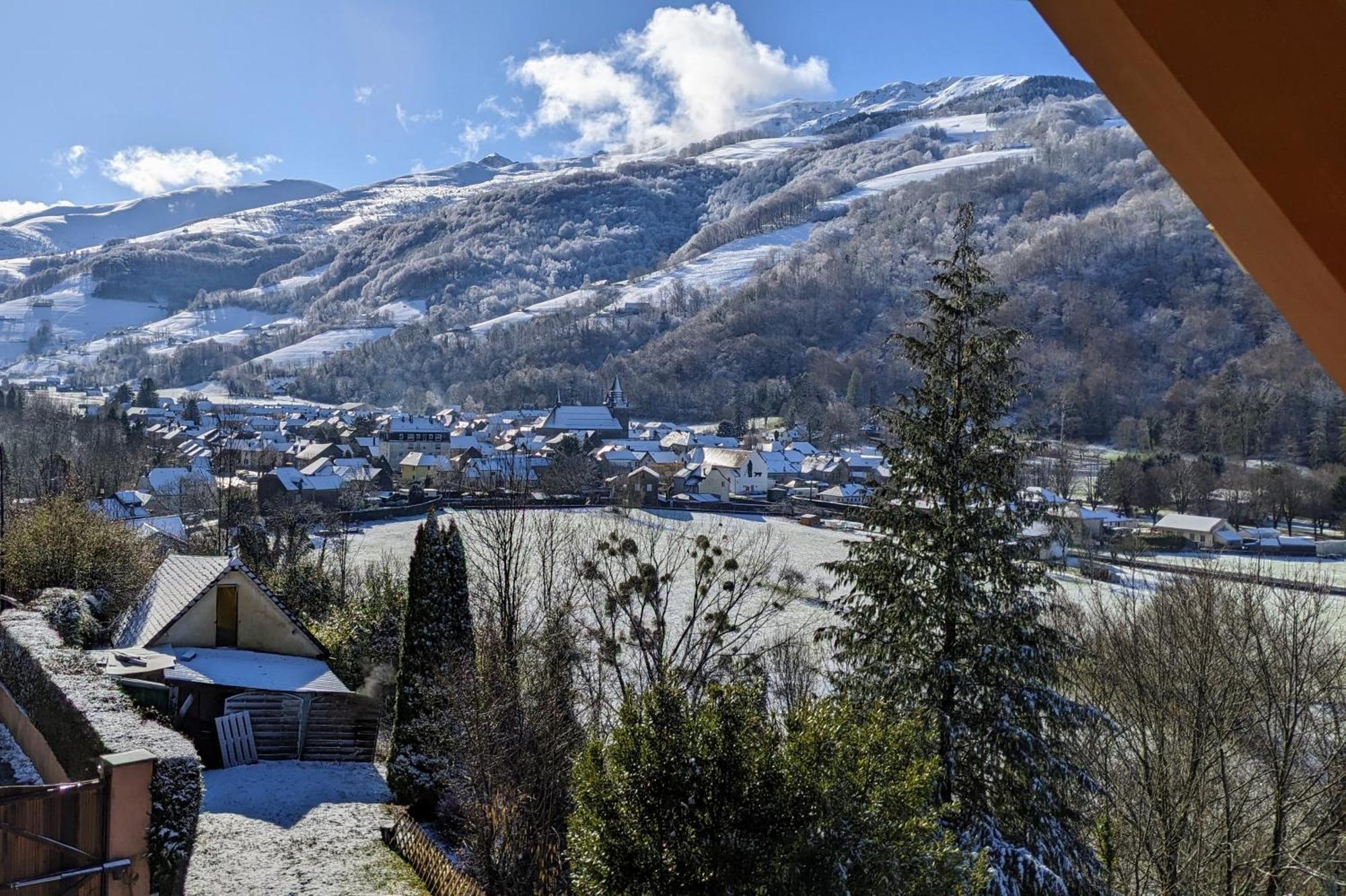 La Bigourdane Grand Gite Confortable & Spa Campan Dış mekan fotoğraf